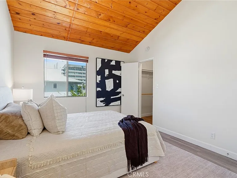 1433 S Beverly Dr — Photo 25