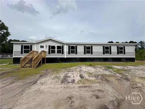 194 Shade Tree Drive, Hinesville, GA 31313