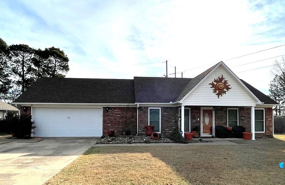 1st image of 105 Pleasant View Ct