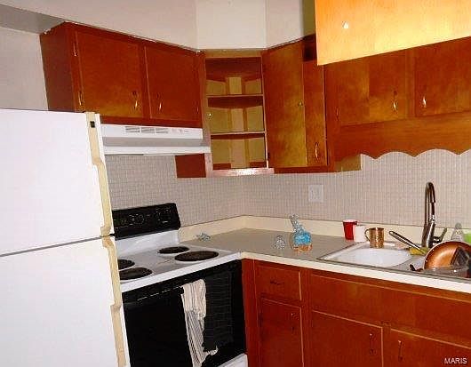 5th image of 7596 Hazelcrest Dr APT E