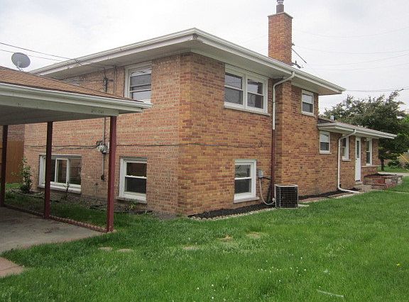 2nd image of 7801 La Crosse Ave