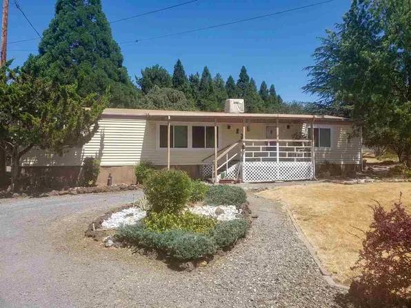 409 Valley Dr, Yreka, CA 96097