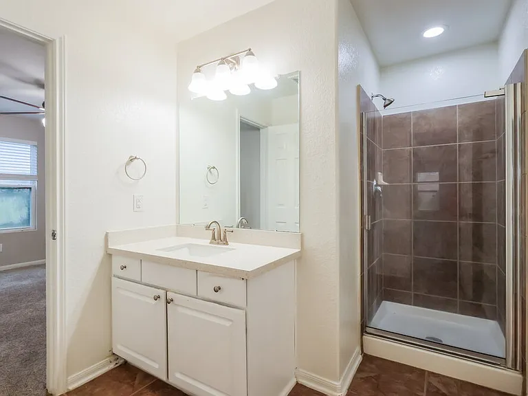 7215 Fox Scene Dr — Photo 16