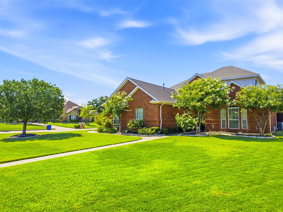 1st image of 1201 Forest Green Dr