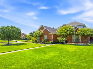 1201 Forest Green Dr, Kennedale, TX 76060