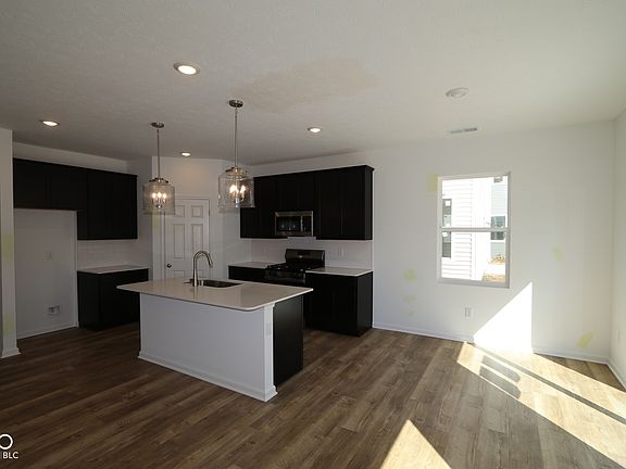 3rd image of 5111 Rolling Meadow Blvd