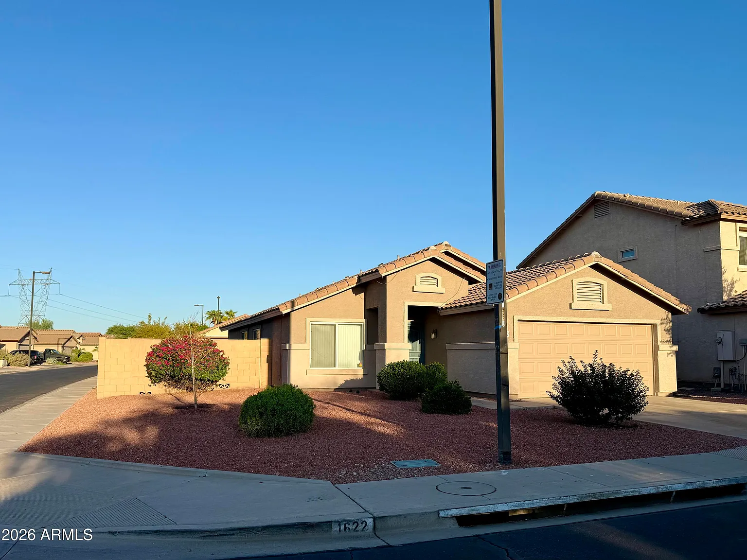 4 bed, 2.0 bath, 1635 sqft, $1,750 — Photo 2