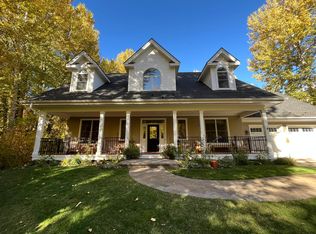 311 W Cedar St, Hailey, ID 83333
