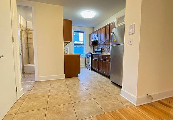 2nd image of 31-87 30th St Floor 3