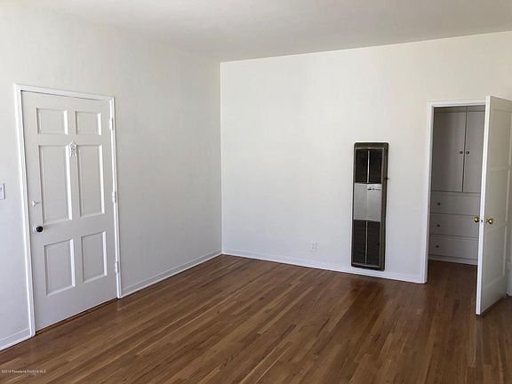 2nd image of 653 W Glenoaks Blvd APT 4