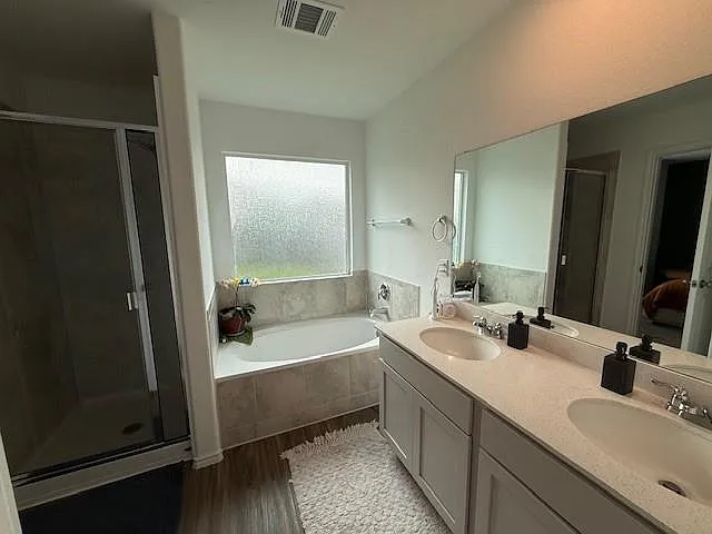204 Longbridge Dr — Photo 15