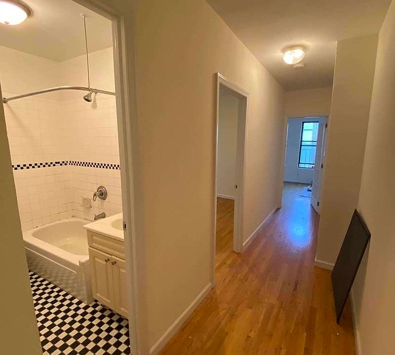 1st image of 506 Amsterdam Ave #3BB