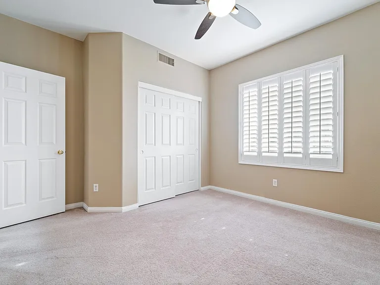 10492 Mission Park Ave — Photo 40