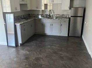 7320 Eton Ave #100, Canoga Park, CA 91303