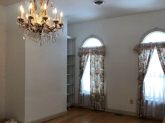 1st floor Master Suite