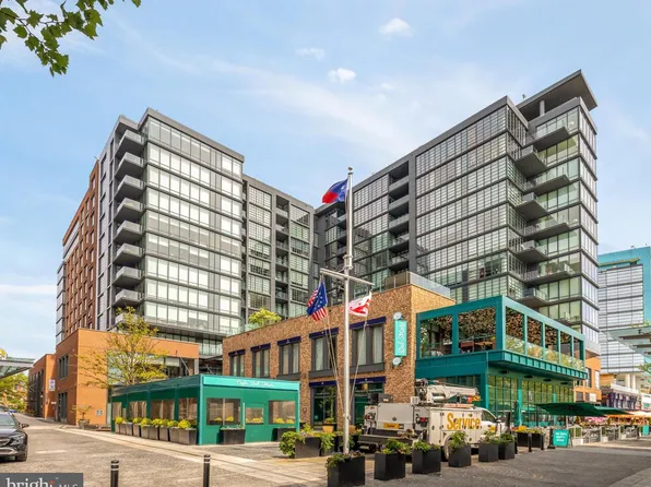 45 Sutton Sq SW Unit 906, Washington, DC 20024