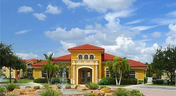 Club House