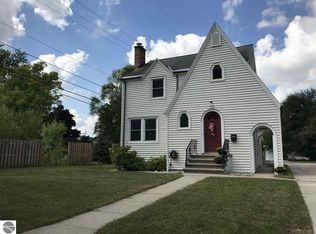 116 S Elmwood Ave, Traverse City, MI 49684