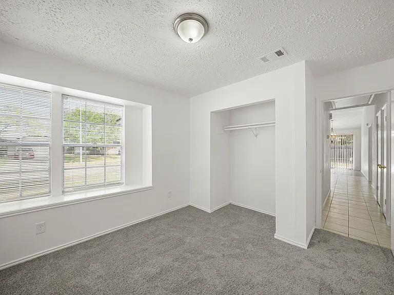 20614 Park Row Dr — Photo 16
