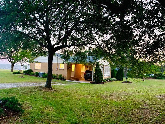 5th image of 122 Dogwood Ln
