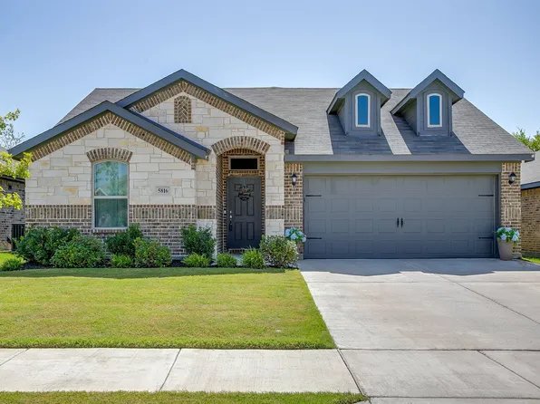5816 Brookville Dr, Fort Worth, TX 76179