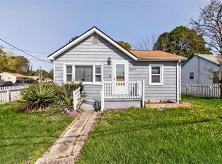 2747 Jamestown Ave, Hampton, VA 23661