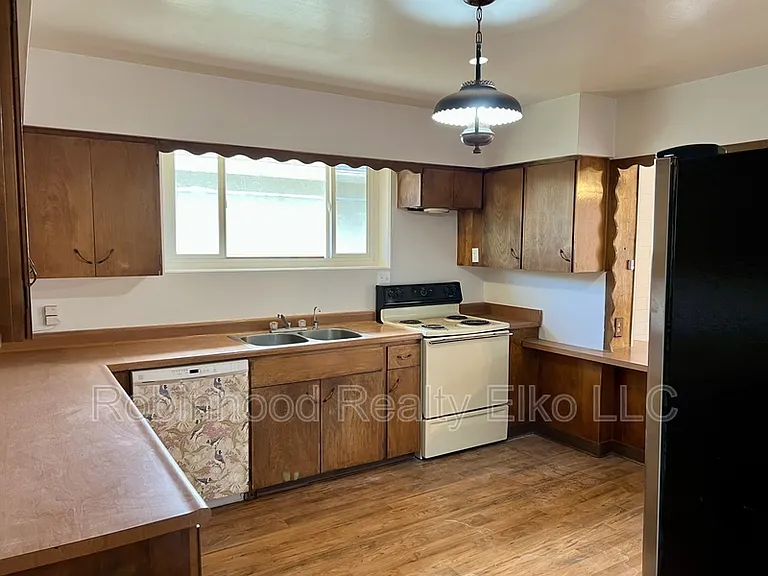 1168 Idaho St — Photo 9