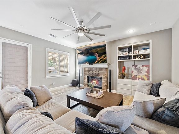 5th image of 36232 Village Rd