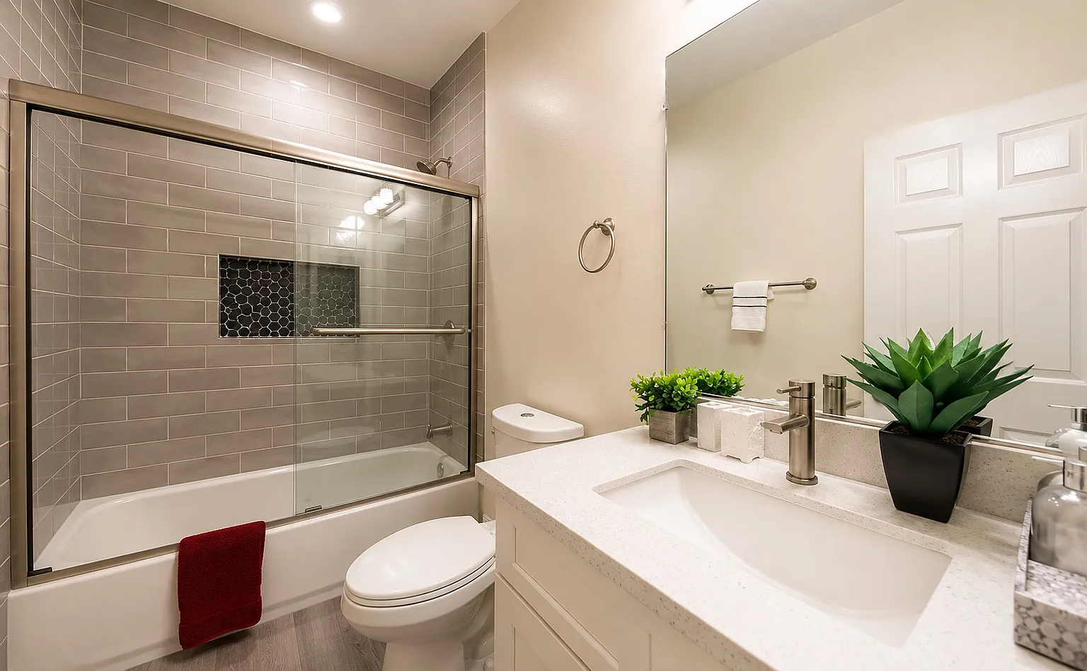 2 bed, $1,334 — Photo 4