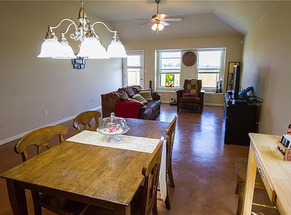 4th image of 711 Yabers Ct