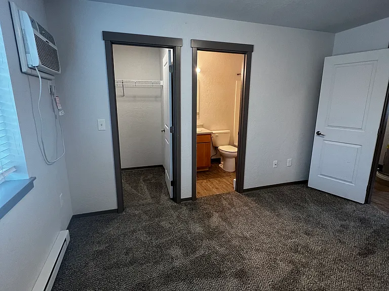 2727 E 35th Ave #C1 — Photo 18