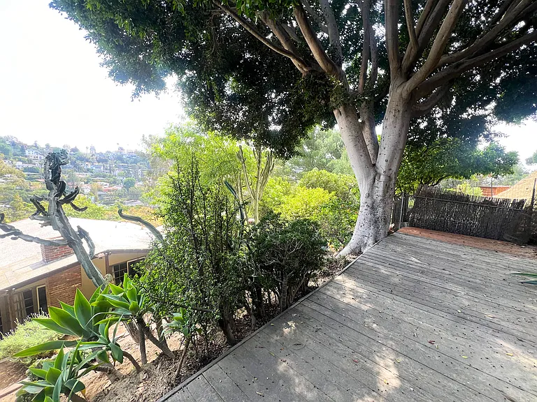 2159 Lyric Ave — Photo 25