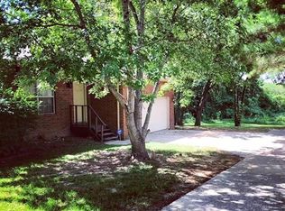 1865 N Hunters Rdg, Fayetteville, AR 72701