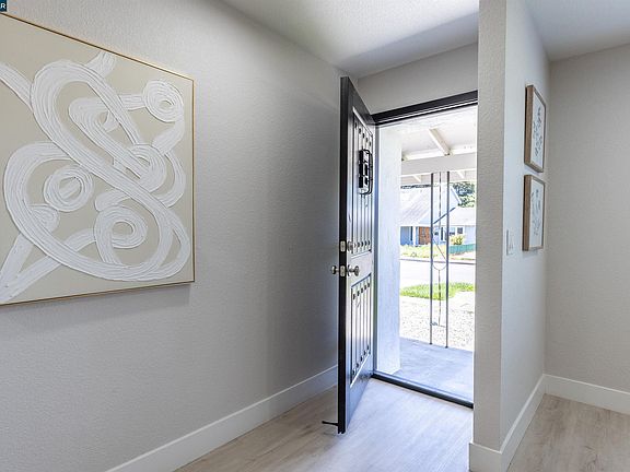 5th image of 3213 San Luces Way