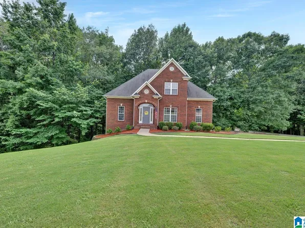 1700 Meghan Ln, Gardendale, AL 35071