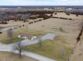 21151 N Ponderosa Rd, Clark, MO 65243