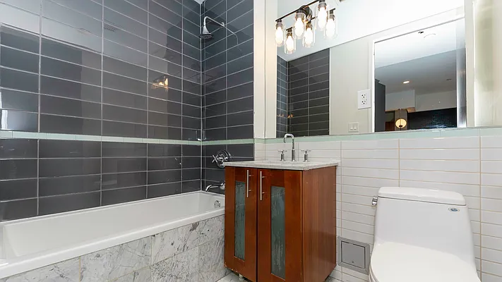 Rented by Nooklyn NYC LLC | media 8