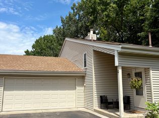 5515 Pompano Dr #5515, Hopkins, MN 55343