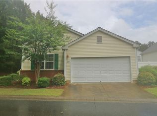 924 Windcroft Cir NW, Acworth, GA 30101