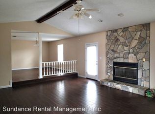 573 E Timberlake Dr, Mary Esther, FL 32569