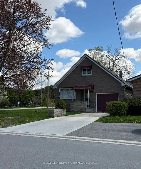 394 William St — Photo 1