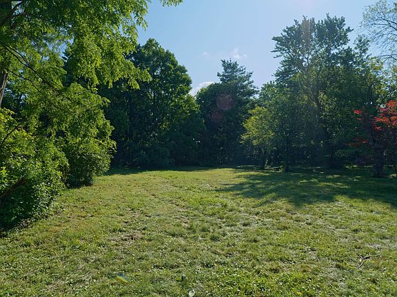 5th image of 108 Schoharie Plank Rd W
