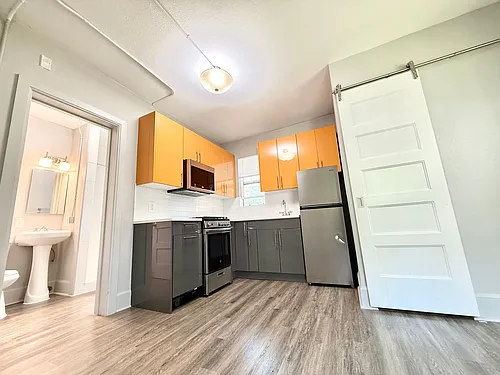 Floor plan 206