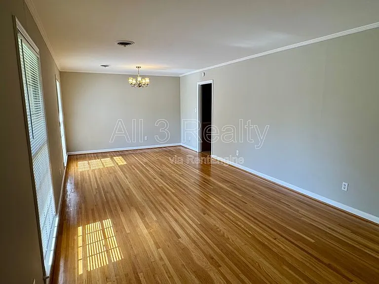 3253 Windwood Dr — Photo 6