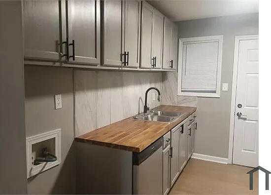 1225 Appling Ct — Photo 11