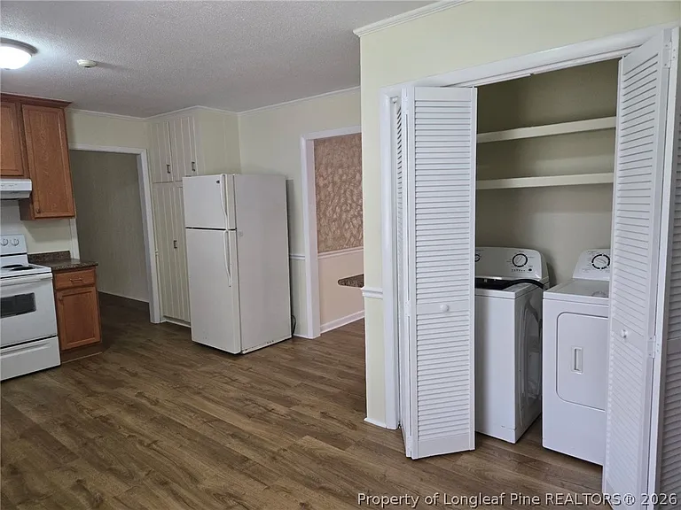 425 Dunmore Rd — Photo 10