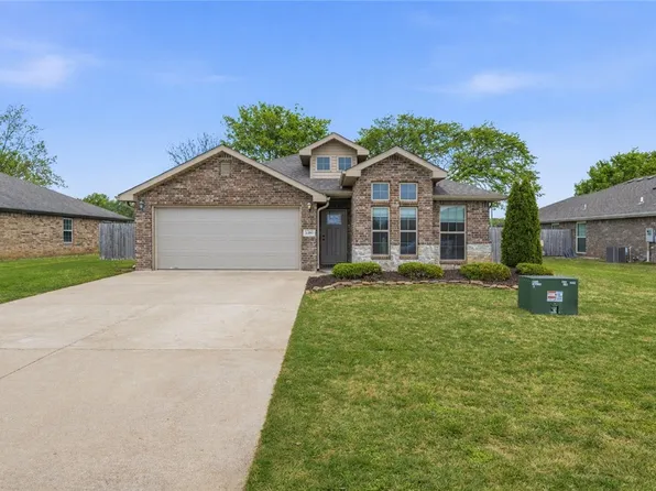 6401 NW Orchard St, Bentonville, AR 72713