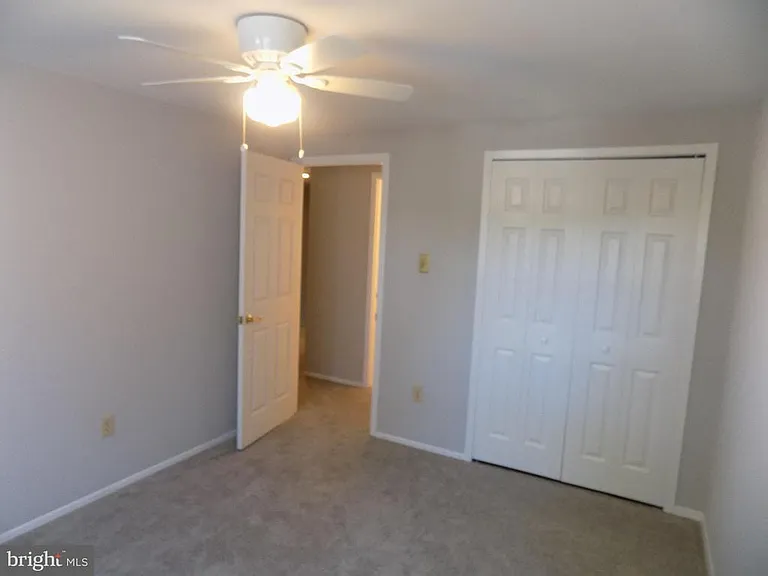702 Towne Center Dr — Photo 43