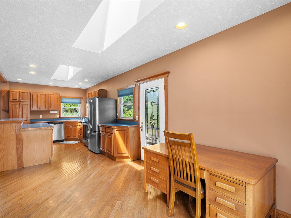 28079 Goddard Rd, photo 21