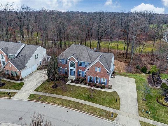 2nd image of 2671 Wyndham Dr